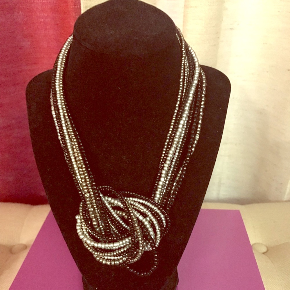 Statement necklace